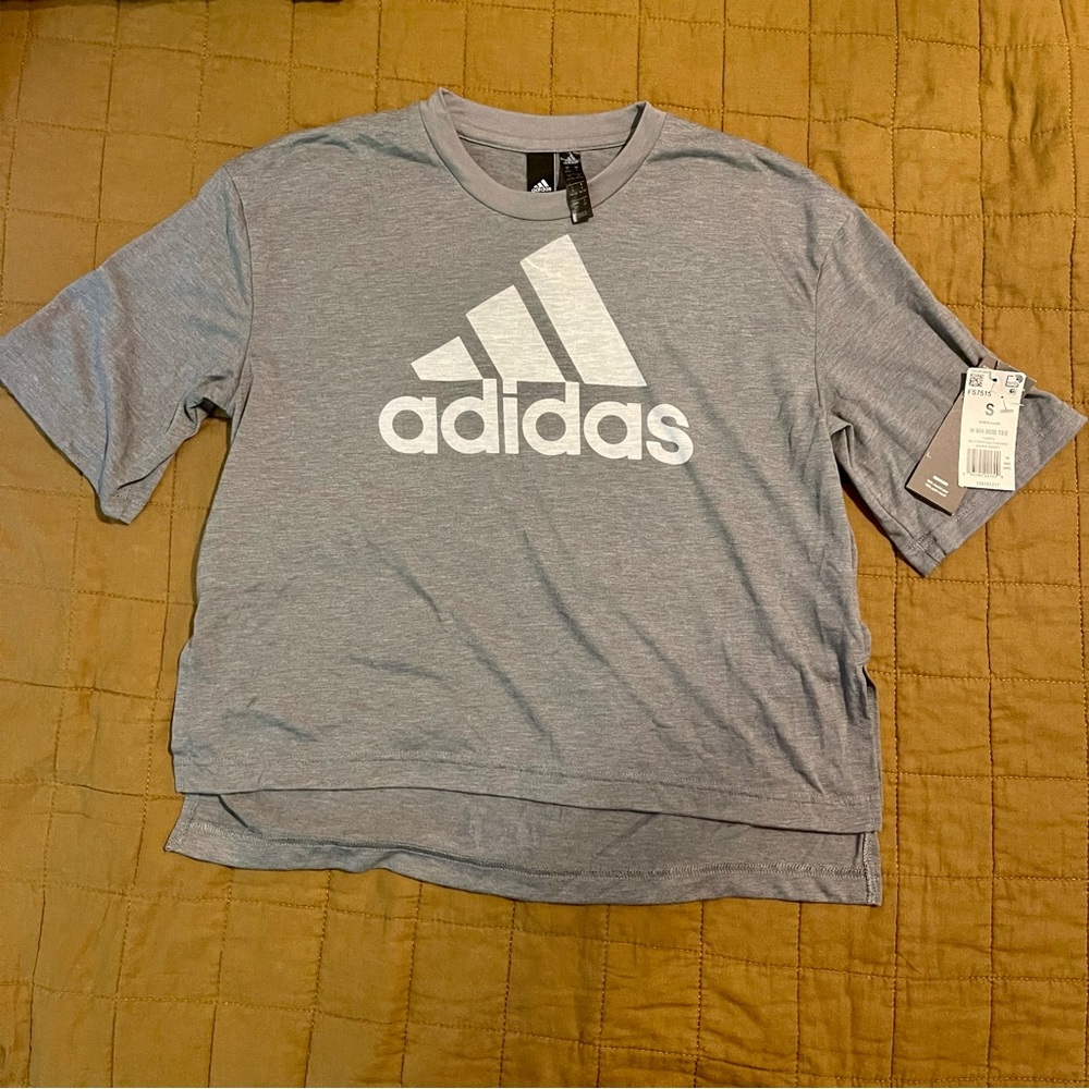 Adidas t shirt
